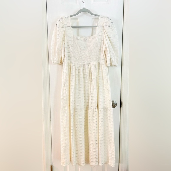Monsoon & Beyond Anthropologie White Eyelet Estella Dress in Size Small - Picture 9 of 10